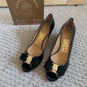 Salvatore Ferragamo size 6